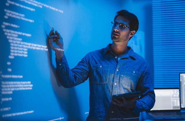 انقلاب OpenAI در سلامت روان: شبکه آنلاین درمانگران، تقاضا را انفجاری می‌کند